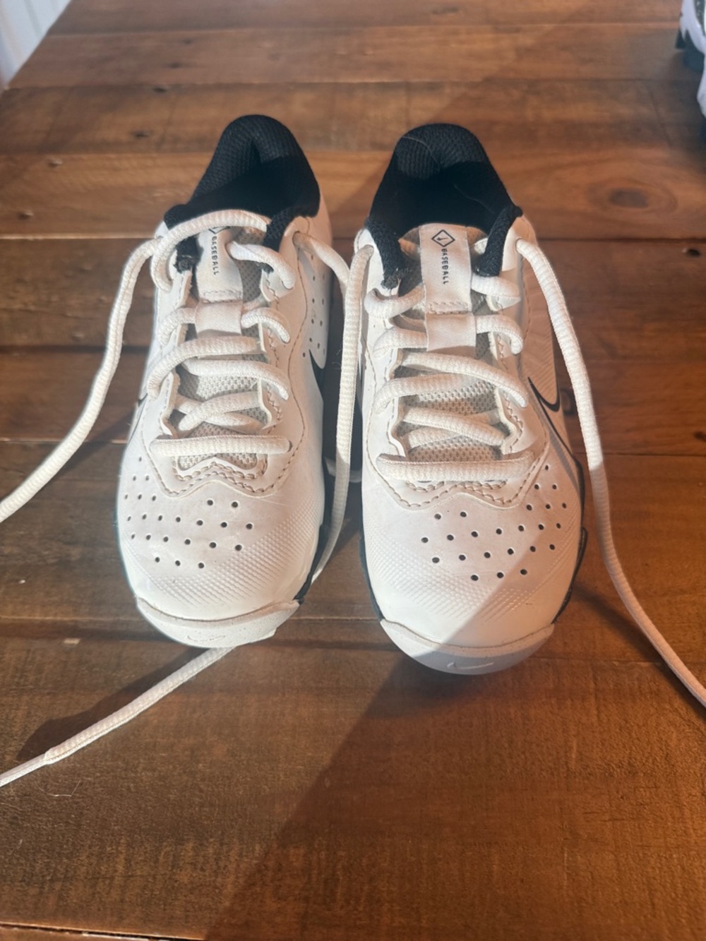 Nike White and Black Baseball Cleats